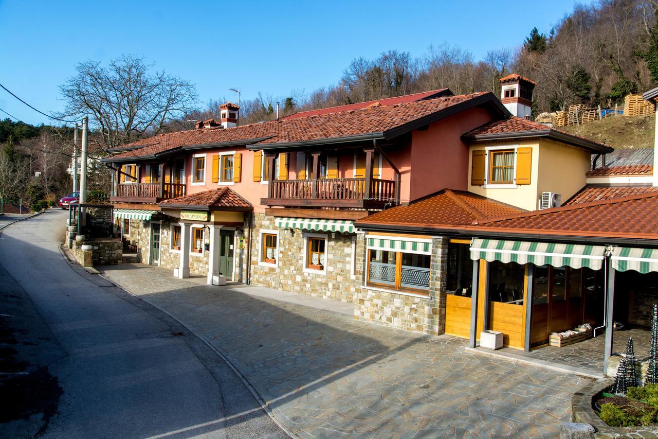 Hotel Domacija Pri Damjanu Kozina Exteriér fotografie